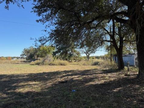 1420 E Cameron Avenue Rockdale TX 76567