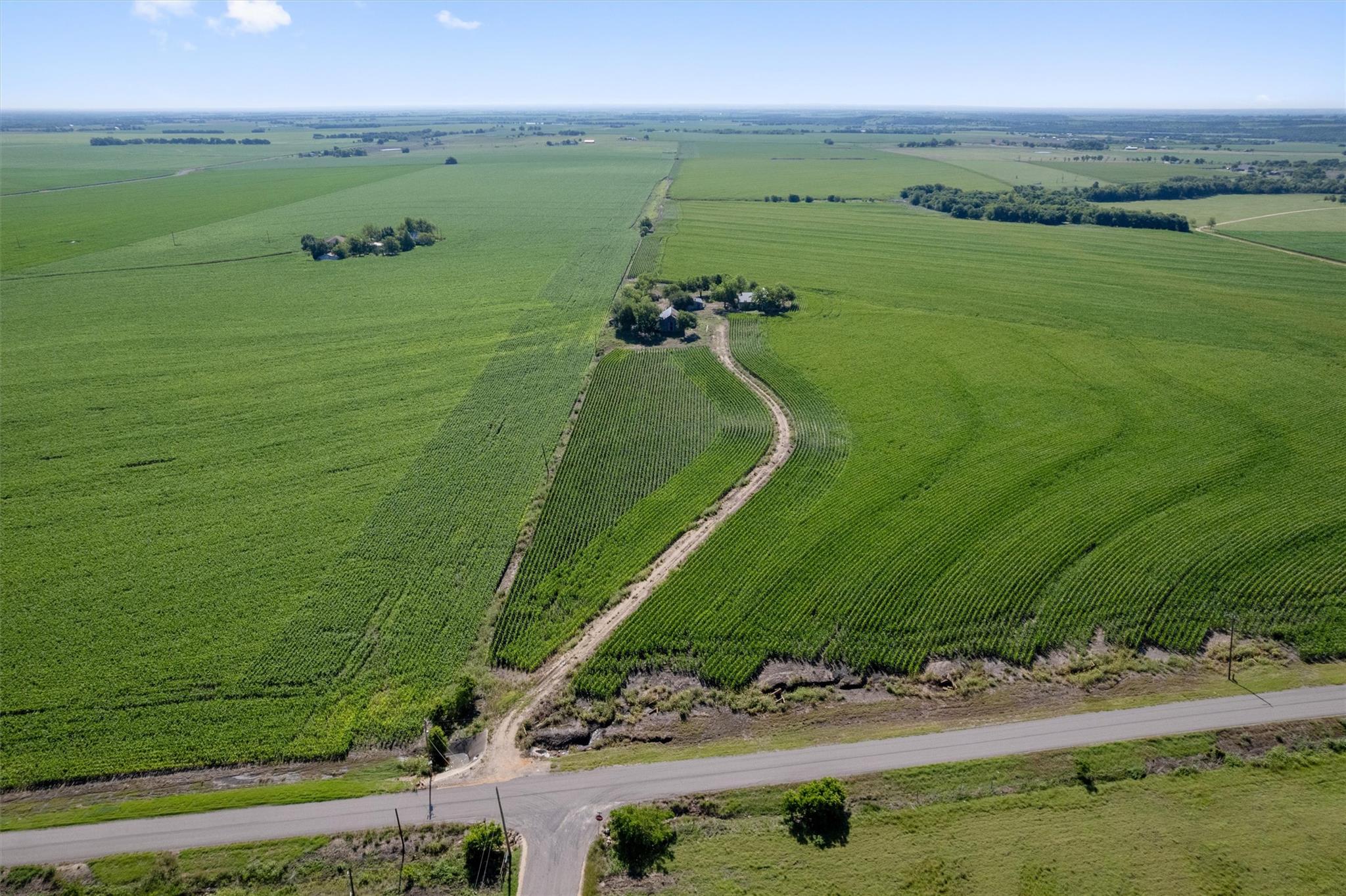 1701 County Road 424 Taylor TX 76574