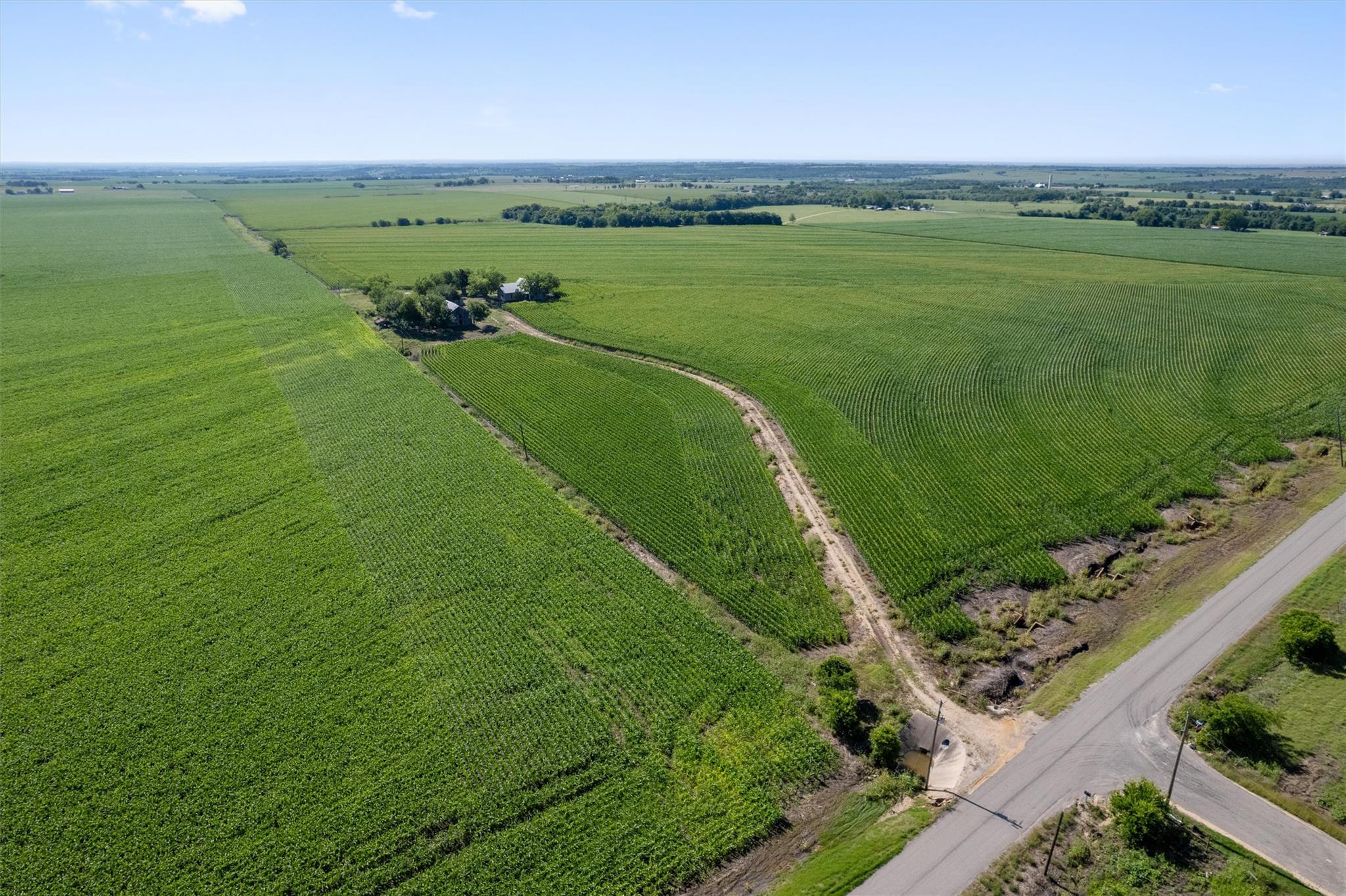 1701 County Road 424 Taylor TX 76574