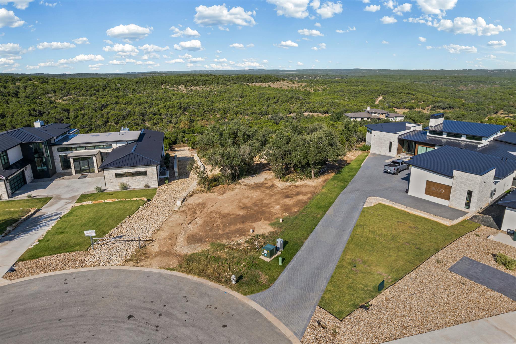 8004 Kuhn Drive Austin TX 78736