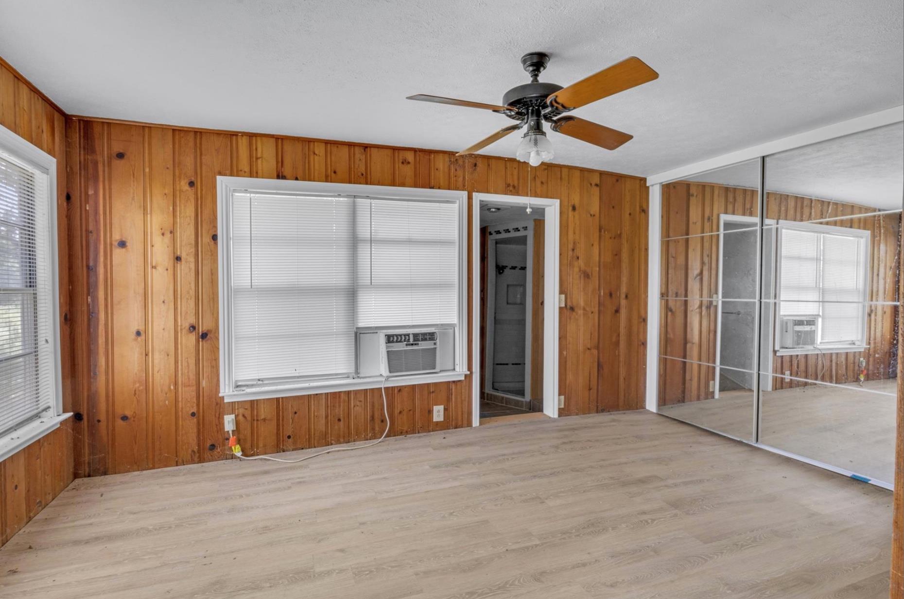 451 Pleasant Grove Road Elgin TX 78621
