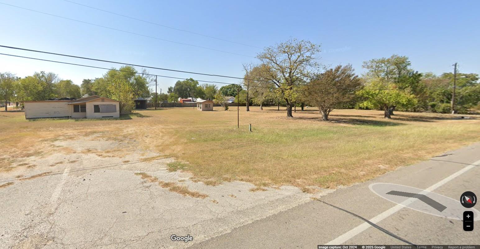 631 San Marcos Highway Luling TX 78648