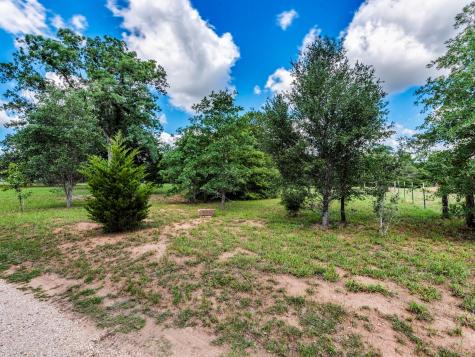160 Radcliff Lane Harwood TX 78953