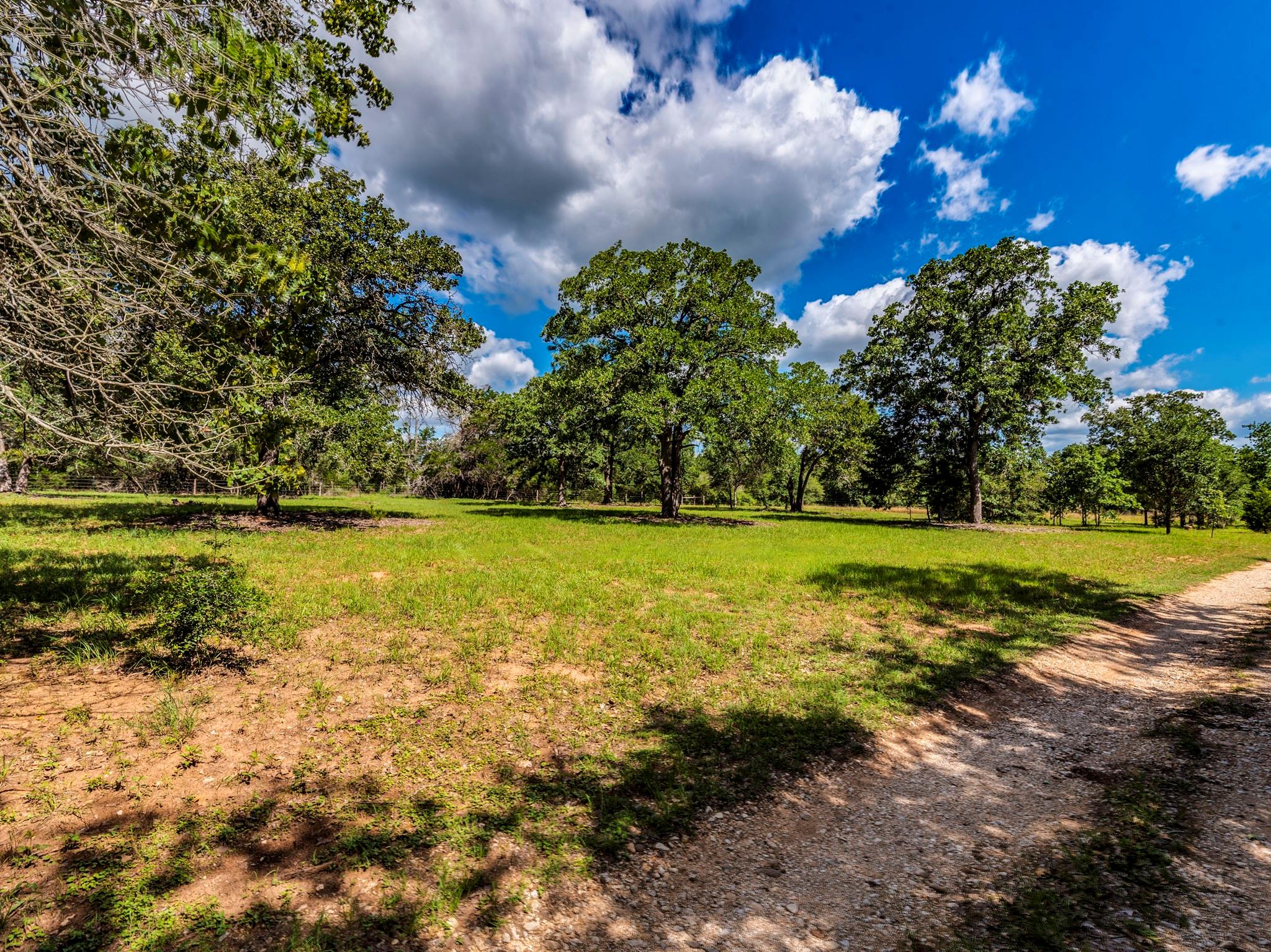160 Radcliff Lane Harwood TX 78953