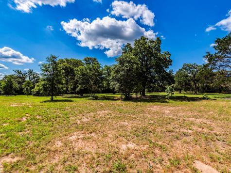 160 Radcliff Lane Harwood TX 78953