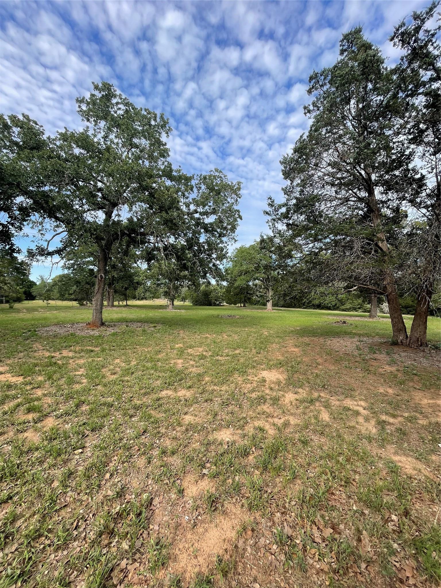 160 Radcliff Lane Harwood TX 78953