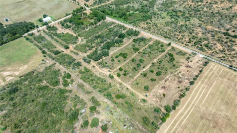 122 Tumbleweed Trail Dale TX 78616