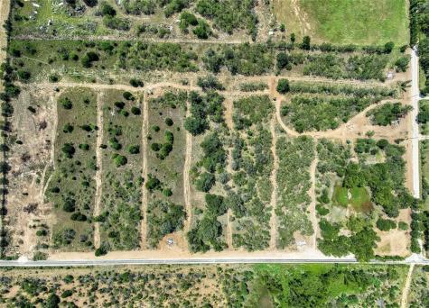 122 Tumbleweed Trail Dale TX 78616