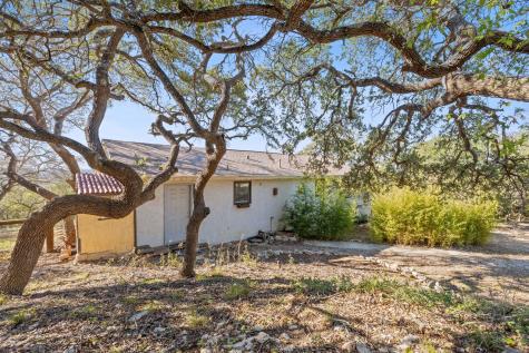 220 Harmon Hills Road Dripping Springs TX 78620
