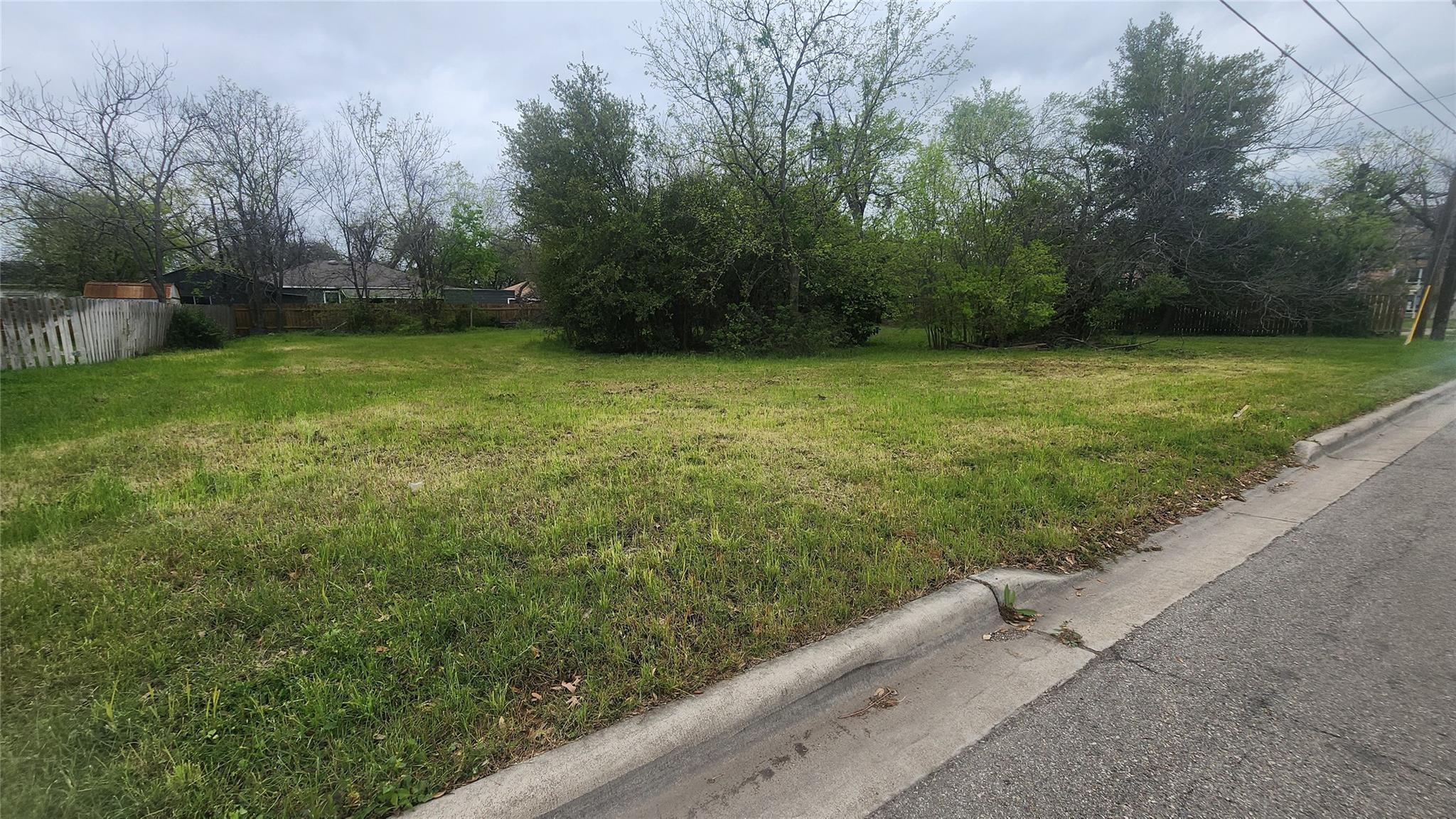 1210 S Myrtle Street Georgetown TX 78626
