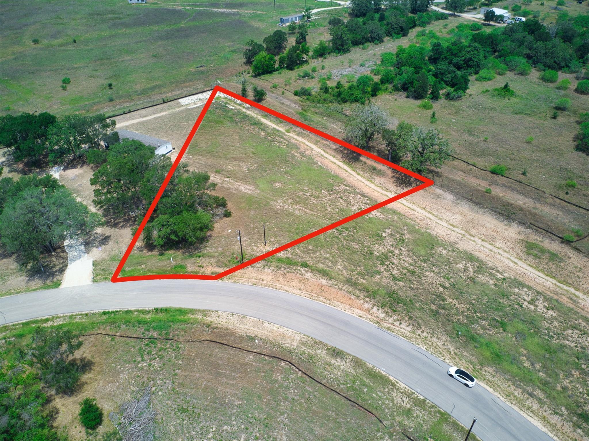 534 Ferguson Loop Dale TX 78616