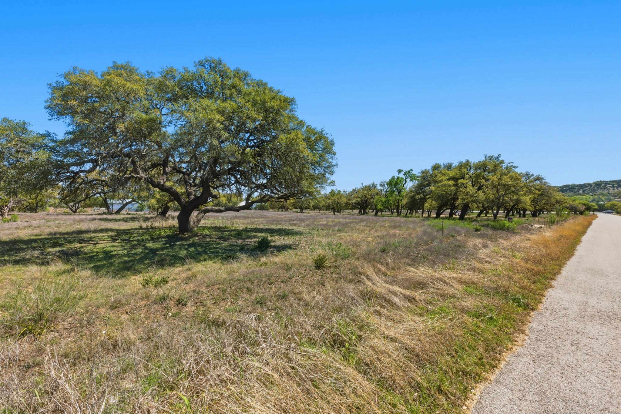 268 Kinnikinik Loop Austin TX 78737