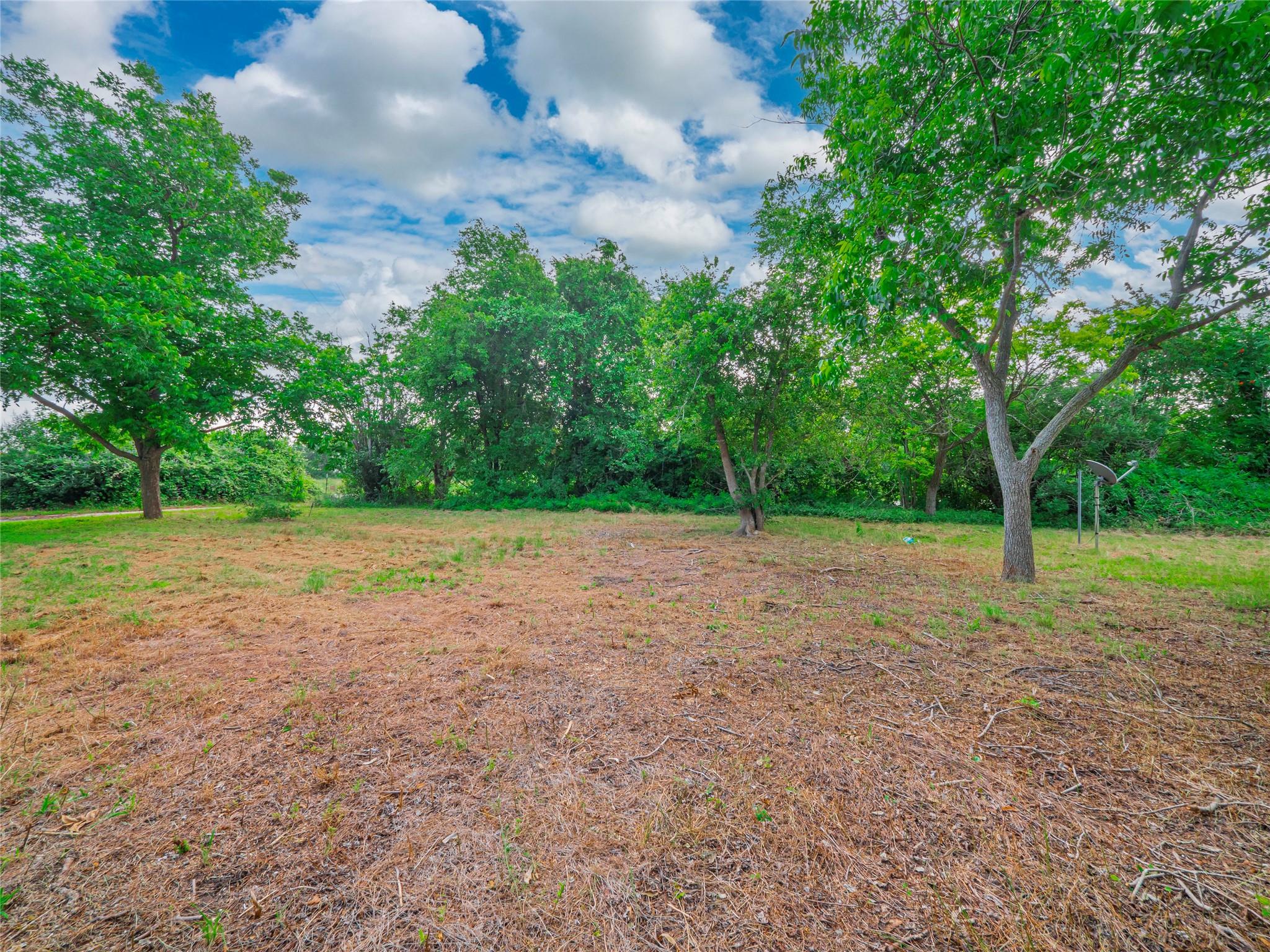 3104 S Main Street Taylor TX 76574