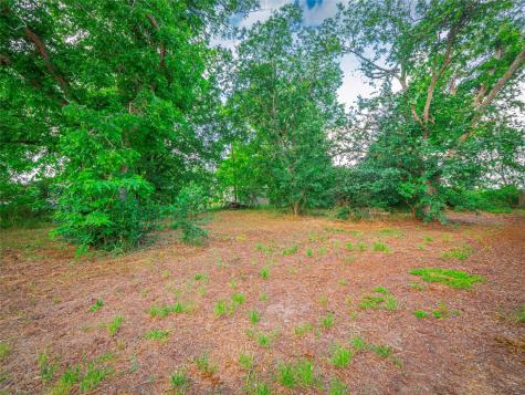 3104 S Main Street Taylor TX 76574