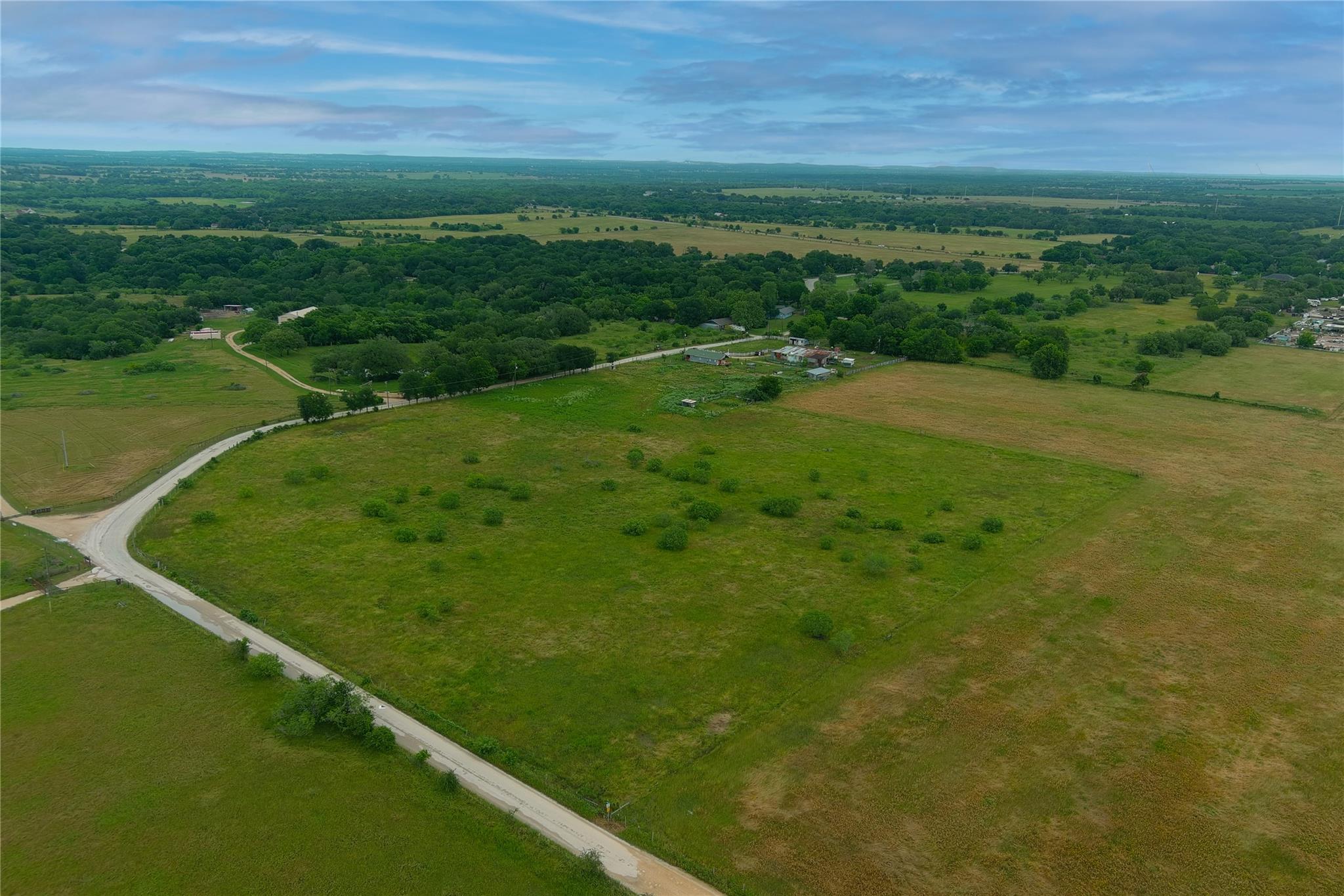 00 Lovers Lane Lockhart TX 78644