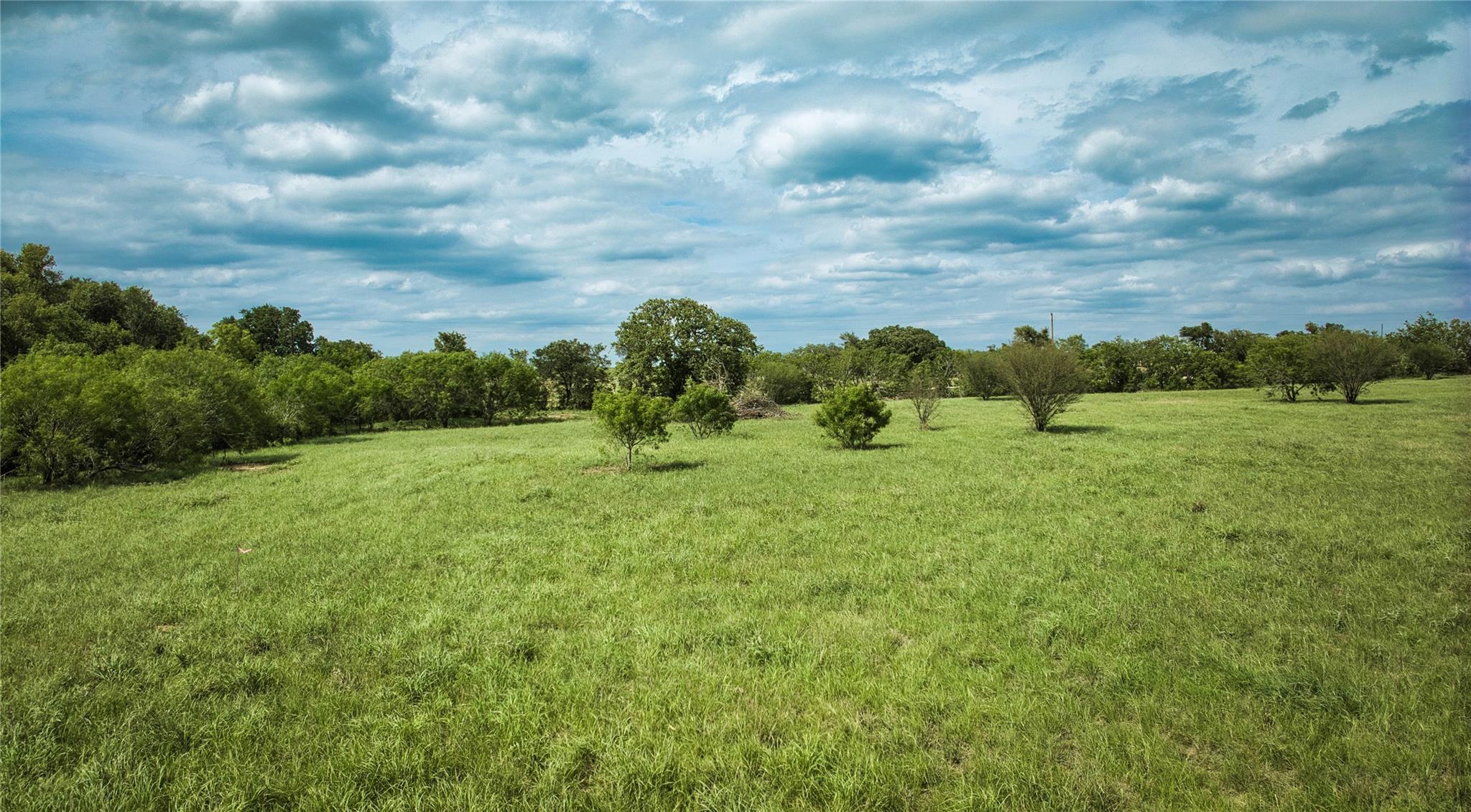 9216 Fm 713 Dale TX 78616