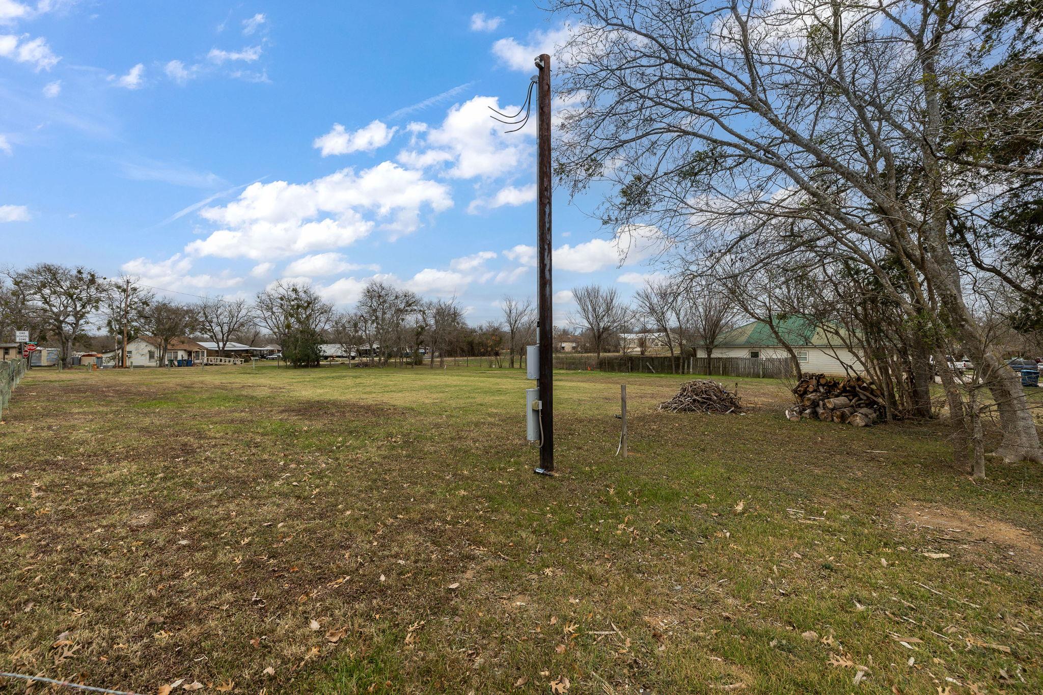 601 M L K Boulevard Elgin TX 78621