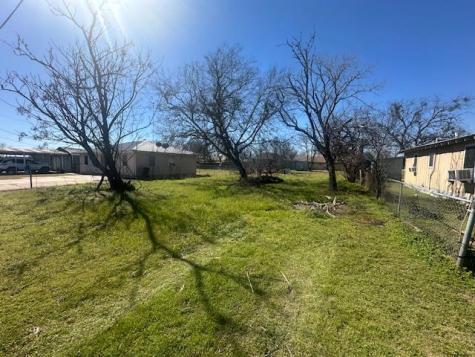 Tbd N Waco Street Giddings TX 78942