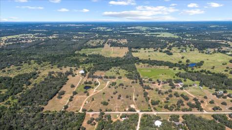 1038 League Line Road Paige TX 78659