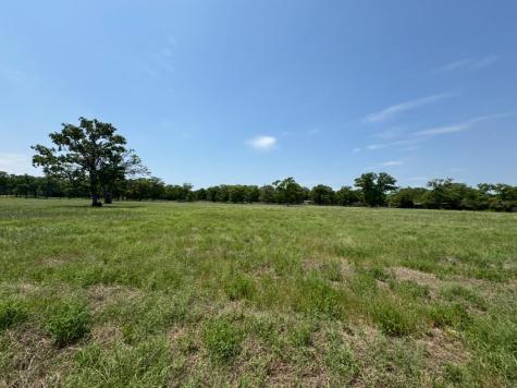 1480 County Road B Lexington TX 78947