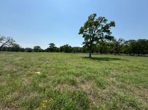 1480 County Road B Lexington TX 78947