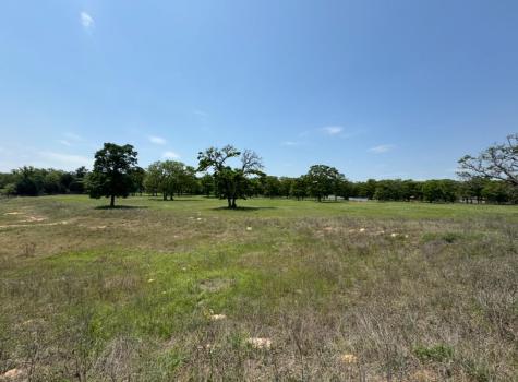 1480 County Road B Lexington TX 78947