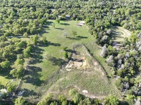 1480 County Road B Lexington TX 78947