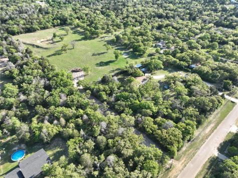 1480 County Road B Lexington TX 78947