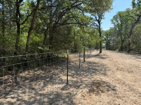 1480 County Road B Lexington TX 78947