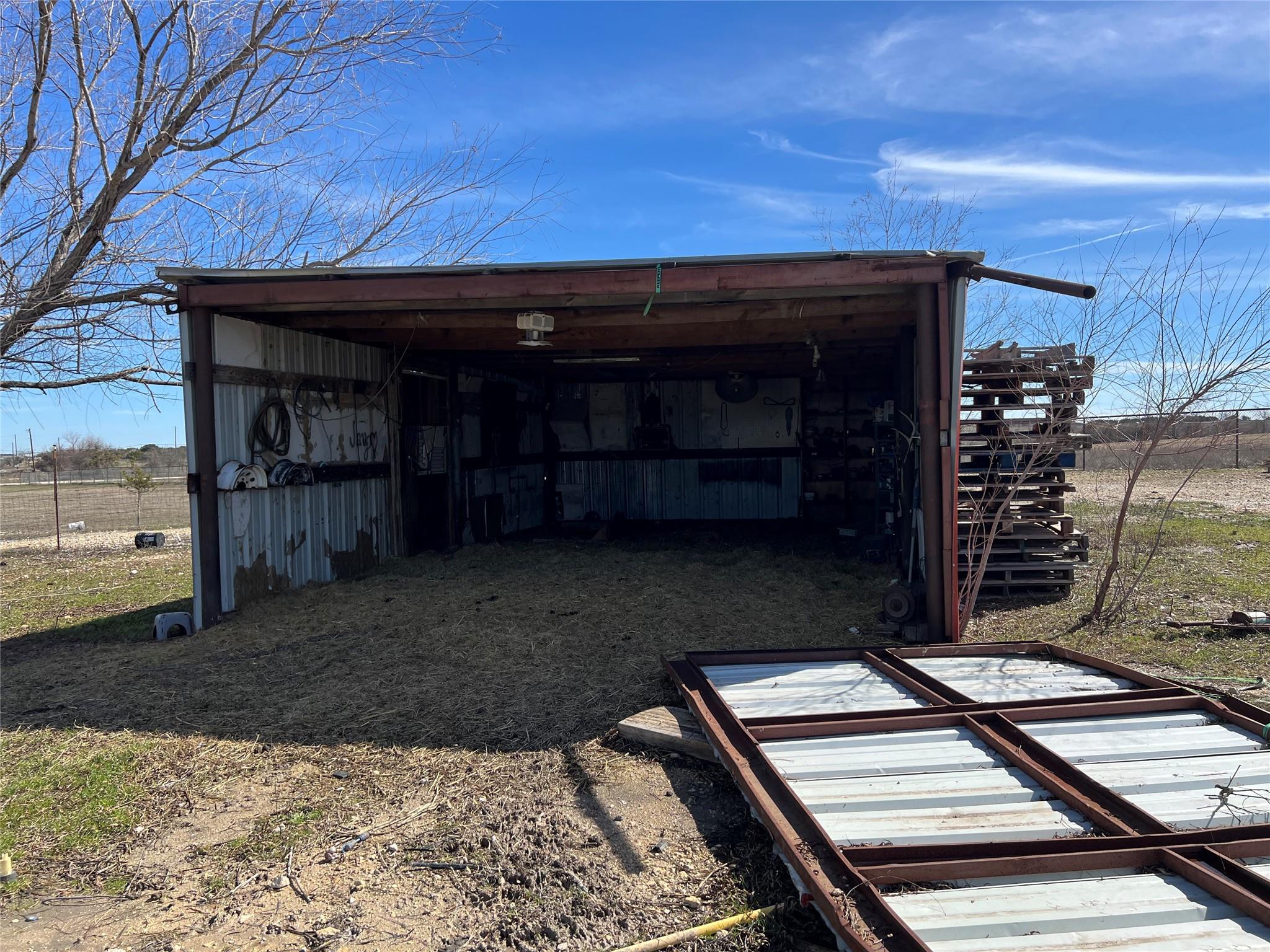 1300 County Road 217 Florence TX 76527