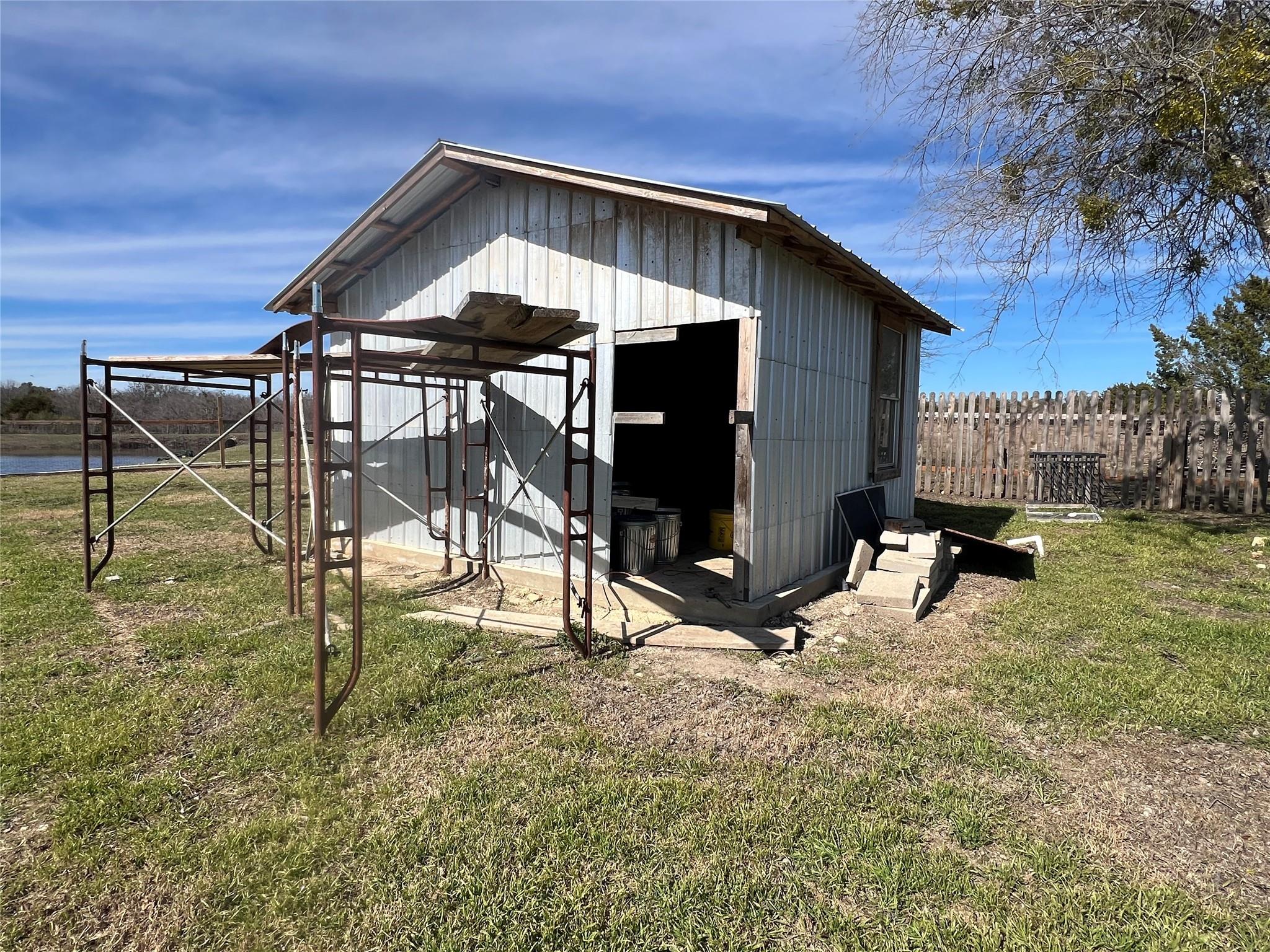 1300 County Road 217 Florence TX 76527