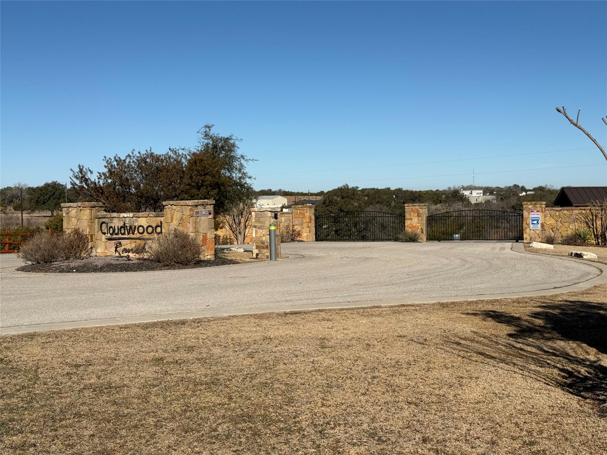 1 Cloudwood Ranch Road Briggs TX 78608