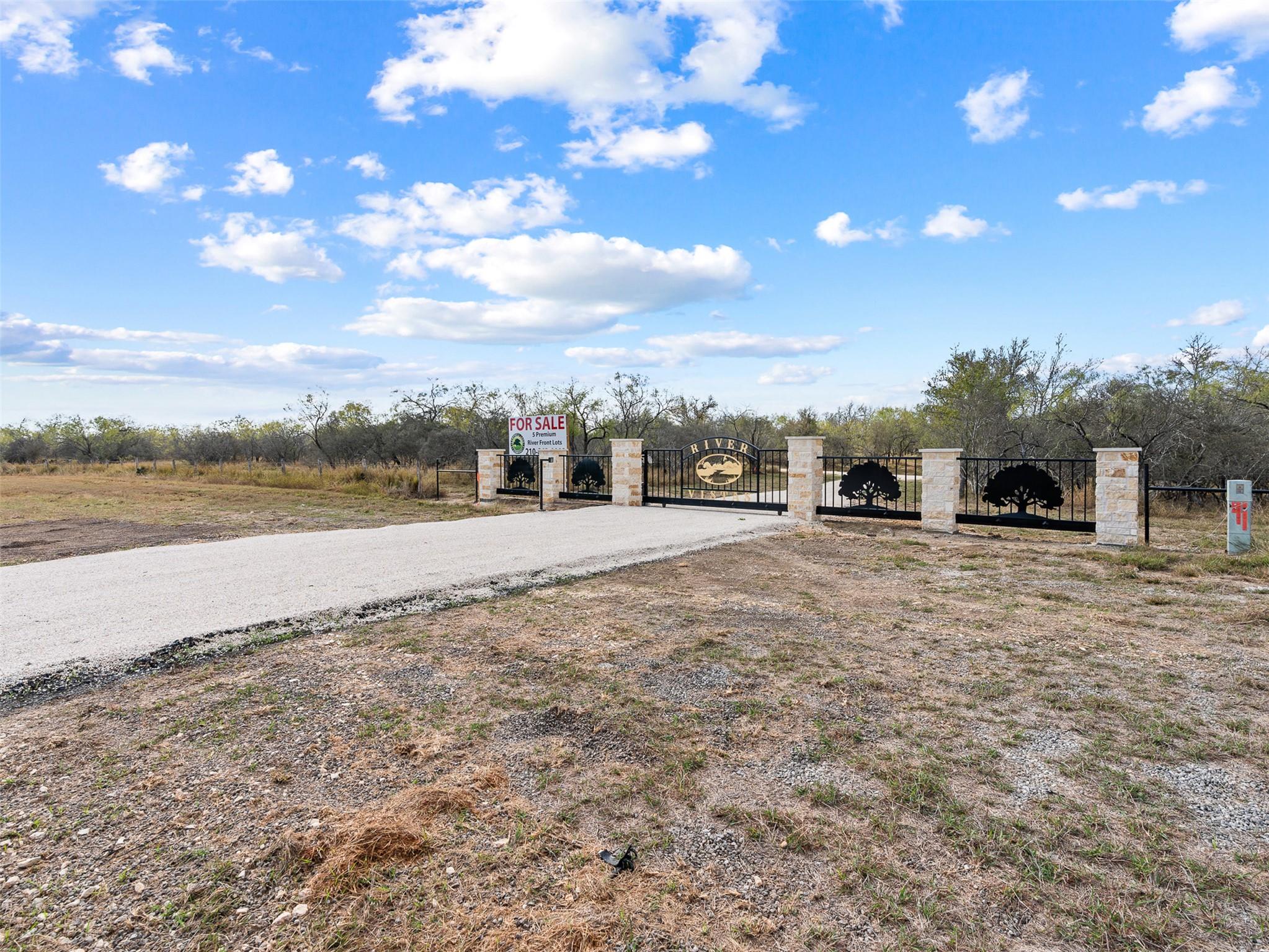 Tract 5 Us Highway 90 Alt Seguin TX 78155