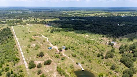 401 Turnback Trail Dale TX 78616