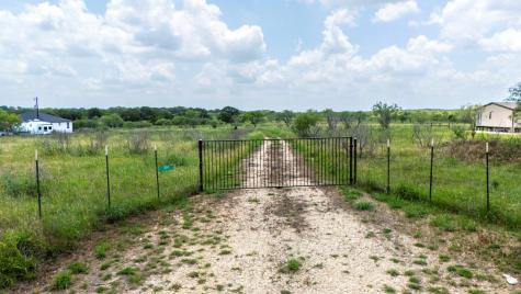 401 Turnback Trail Dale TX 78616