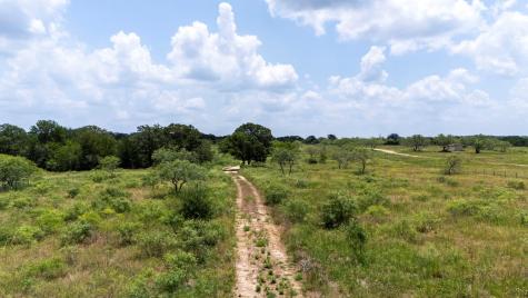 401 Turnback Trail Dale TX 78616