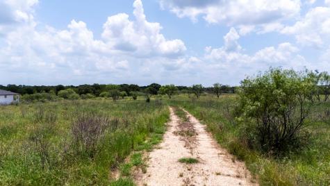 401 Turnback Trail Dale TX 78616