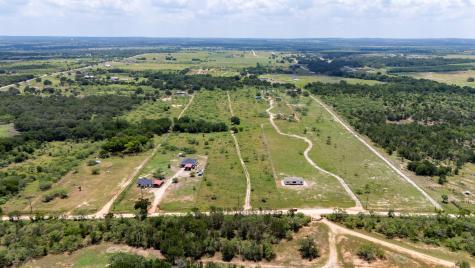 401 Turnback Trail Dale TX 78616