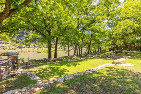 8560 River Road New Braunfels TX 78132