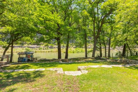8560 River Road New Braunfels TX 78132