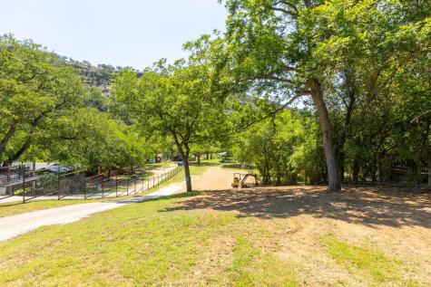 8560 River Road New Braunfels TX 78132