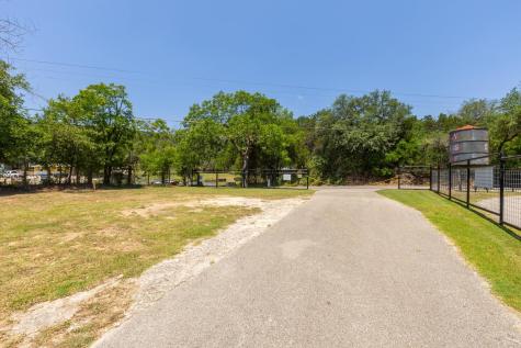 8560 River Road New Braunfels TX 78132