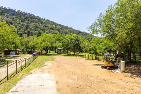 8560 River Road New Braunfels TX 78132