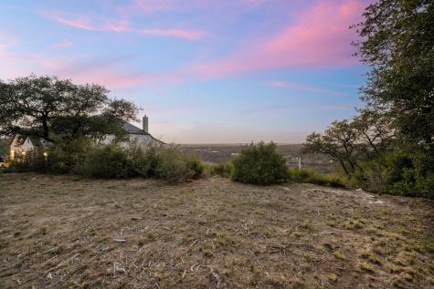 1724 Night Life Cove Spicewood TX 78669