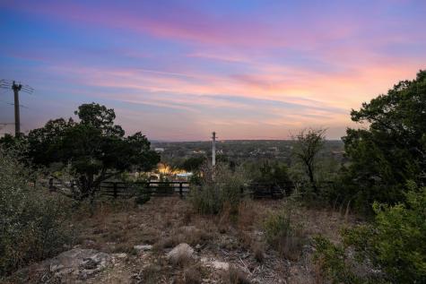 1724 Night Life Cove Spicewood TX 78669
