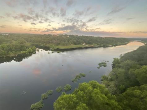 1724 Night Life Cove Spicewood TX 78669