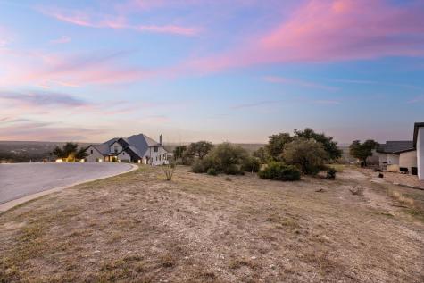 1724 Night Life Cove Spicewood TX 78669