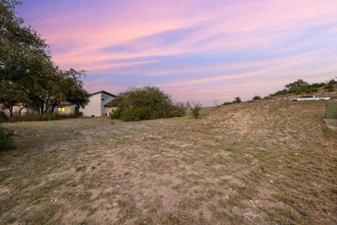 1724 Night Life Cove Spicewood TX 78669