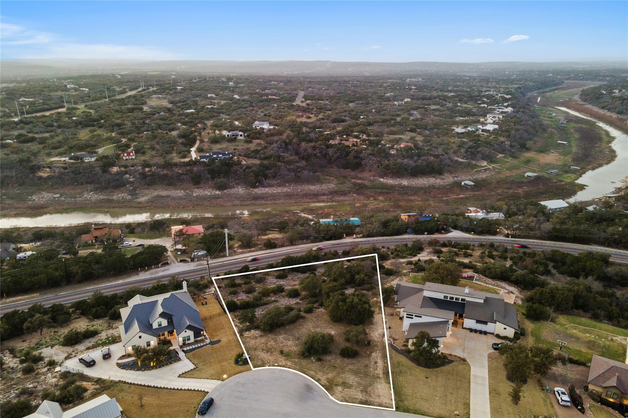1724 Night Life Cove Spicewood TX 78669