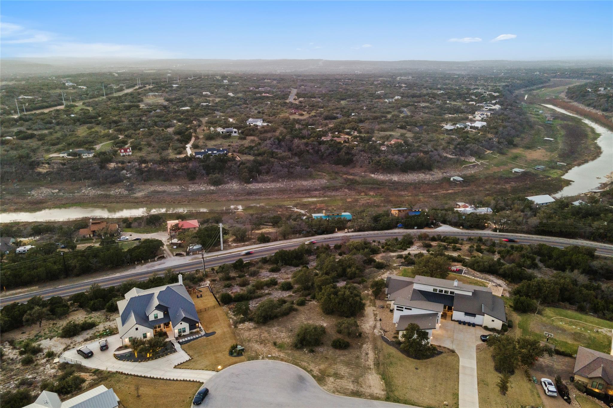 1724 Night Life Cove Spicewood TX 78669